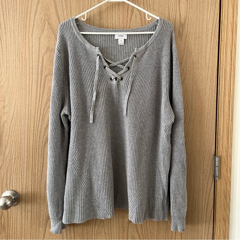 Old Navy Lace Up Front Crew Neck Sweater in Grey